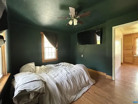 681 Sherwood Avenue Waynesboro VA 22980