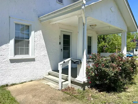 681 Sherwood Avenue Waynesboro VA 22980