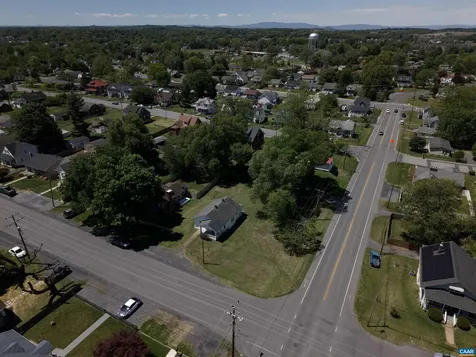 681 Sherwood Avenue Waynesboro VA 22980