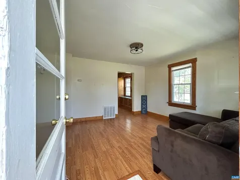 681 Sherwood Avenue Waynesboro VA 22980