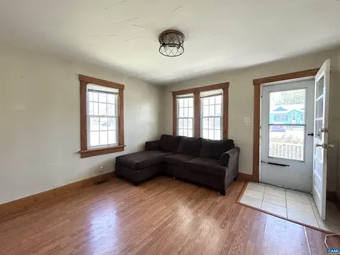 681 Sherwood Avenue Waynesboro VA 22980