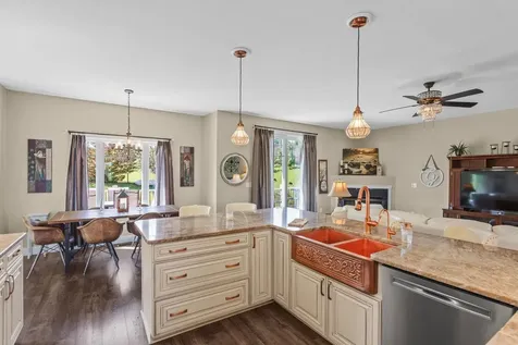 10005 Bonny Brae Lane Broadway VA 22815