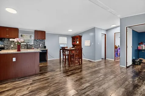 70 Middle Lane Road Grottoes VA 24441