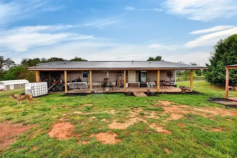 70 Middle Lane Road Grottoes VA 24441