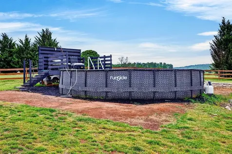 70 Middle Lane Road Grottoes VA 24441