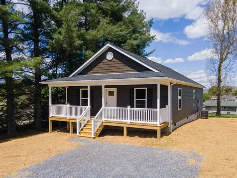 342 Fairfax Avenue W Elkton VA 22827