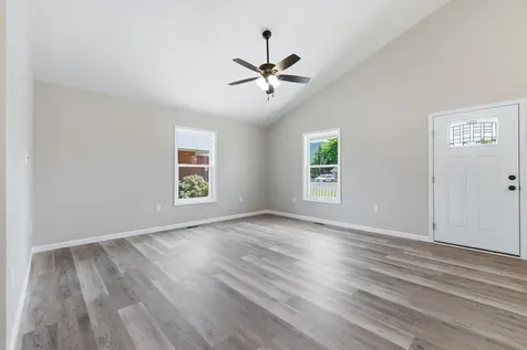 342 Fairfax Avenue W Elkton VA 22827