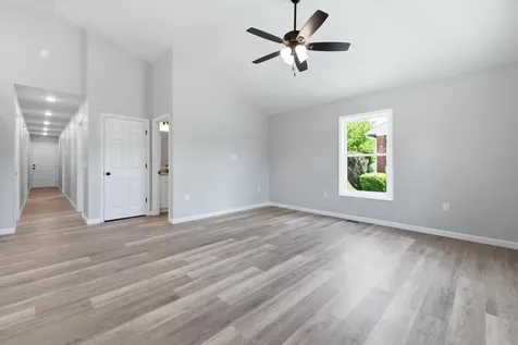 342 Fairfax Avenue W Elkton VA 22827
