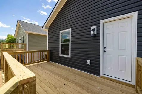 342 Fairfax Avenue W Elkton VA 22827