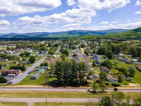 342 Fairfax Avenue W Elkton VA 22827