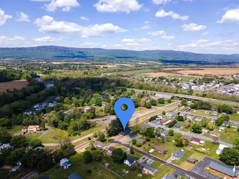 342 Fairfax Avenue W Elkton VA 22827