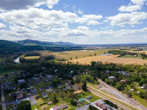 342 Fairfax Avenue W Elkton VA 22827