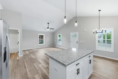 342 Fairfax Avenue W Elkton VA 22827