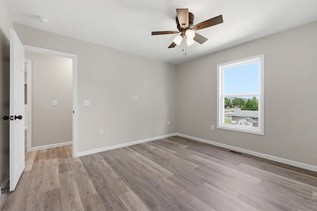 340 Fairfax Avenue W Elkton VA 22827