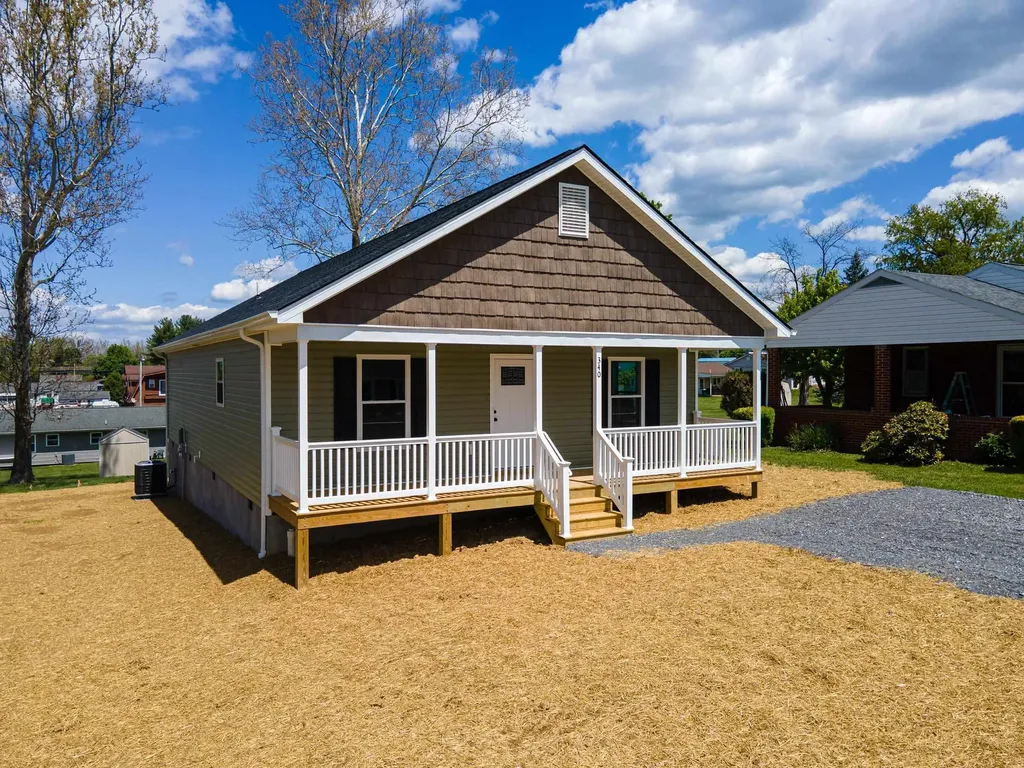 340 Fairfax Avenue W Elkton VA 22827