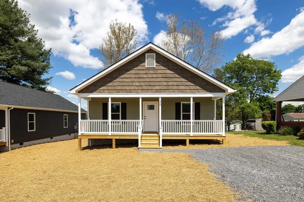 340 Fairfax Avenue W Elkton VA 22827