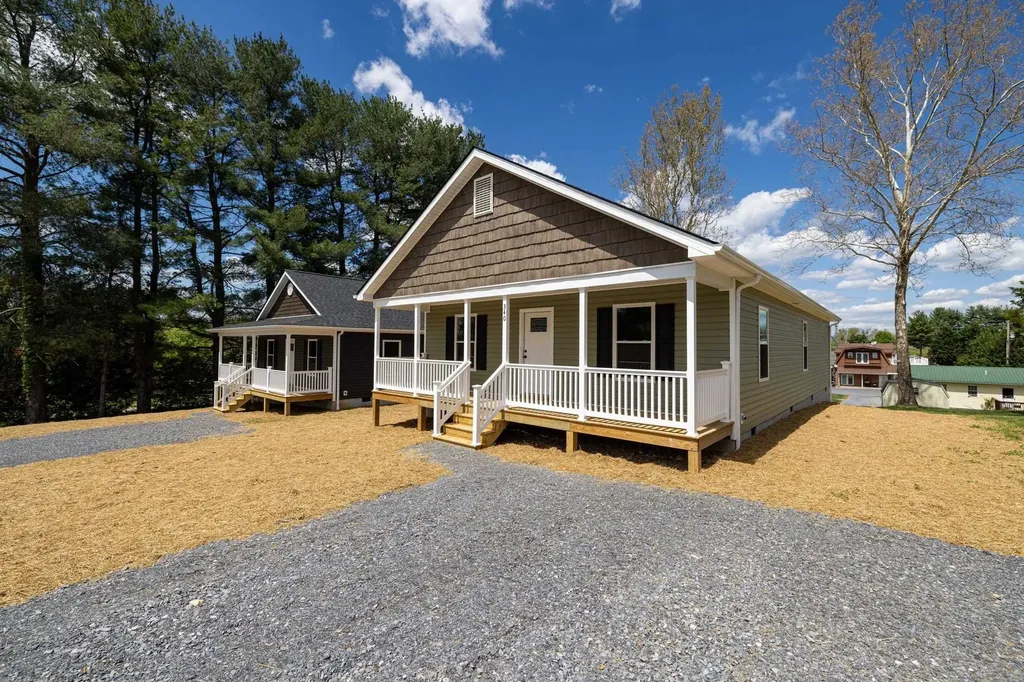 340 Fairfax Avenue W Elkton VA 22827