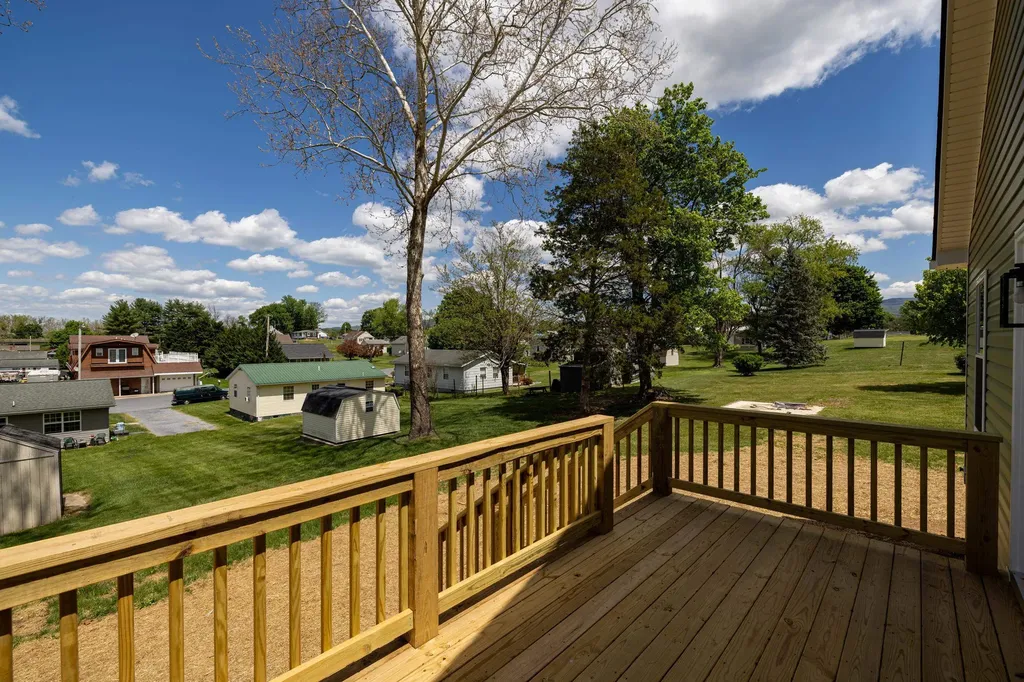 340 Fairfax Avenue W Elkton VA 22827