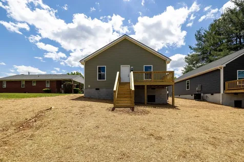 340 Fairfax Avenue W Elkton VA 22827