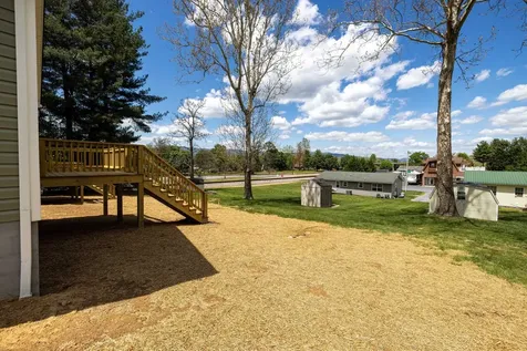 340 Fairfax Avenue W Elkton VA 22827
