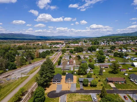 340 Fairfax Avenue W Elkton VA 22827