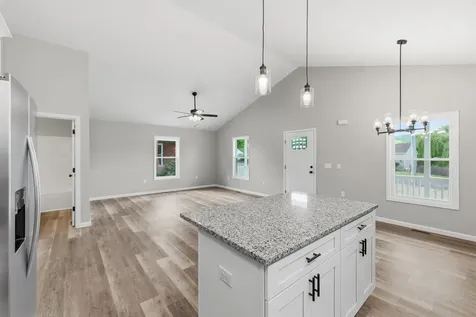 340 Fairfax Avenue W Elkton VA 22827