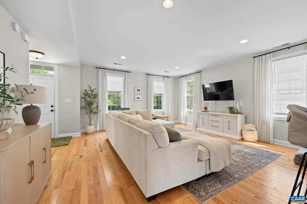 743 Country Green Road Charlottesville VA 22903