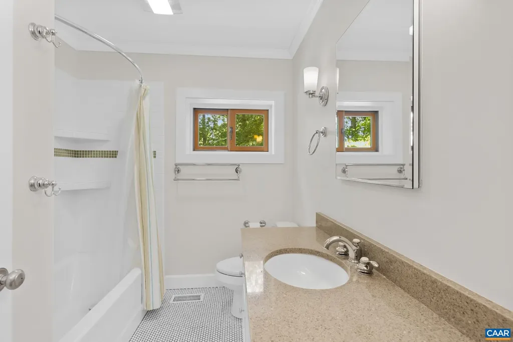 1832 Yorktown Drive Charlottesville VA 22901