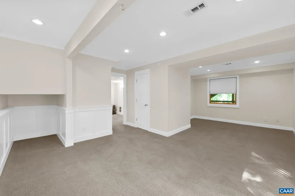 1832 Yorktown Drive Charlottesville VA 22901