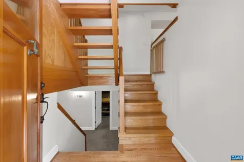 1832 Yorktown Drive Charlottesville VA 22901
