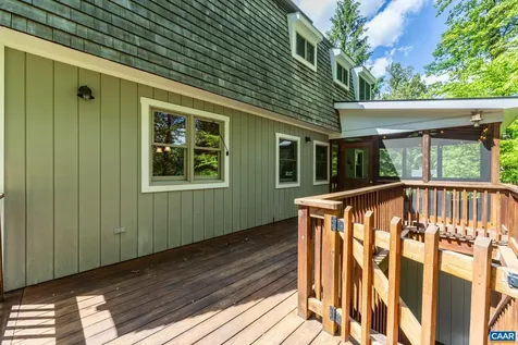 1832 Yorktown Drive Charlottesville VA 22901
