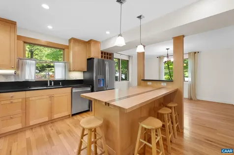 1832 Yorktown Drive Charlottesville VA 22901