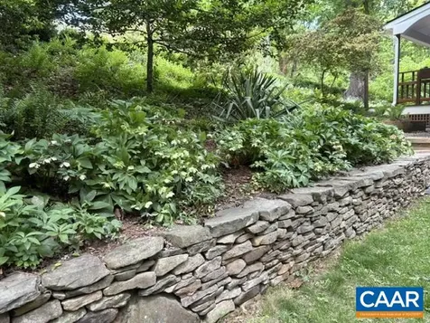 1832 Yorktown Drive Charlottesville VA 22901
