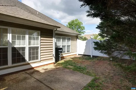685 Courtyard Court Charlottesville VA 22903