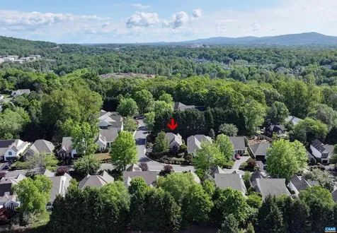 685 Courtyard Court Charlottesville VA 22903