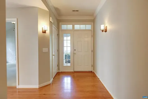 685 Courtyard Court Charlottesville VA 22903