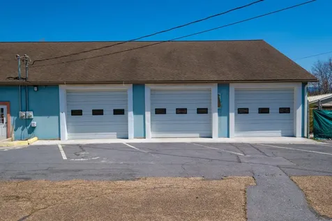 1090 Virginia Avenue Harrisonburg VA 22802