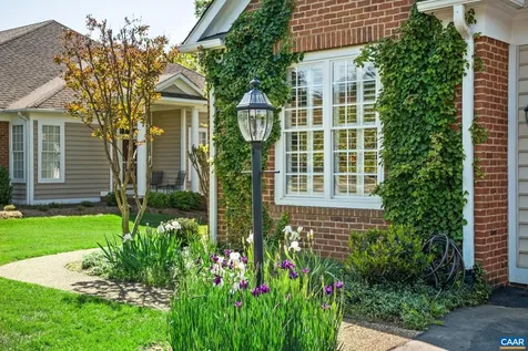 1214 Townbrook Crossing Charlottesville VA 22901