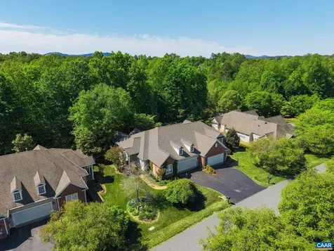 1214 Townbrook Crossing Charlottesville VA 22901