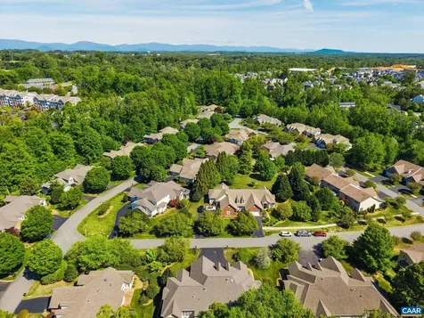 1214 Townbrook Crossing Charlottesville VA 22901