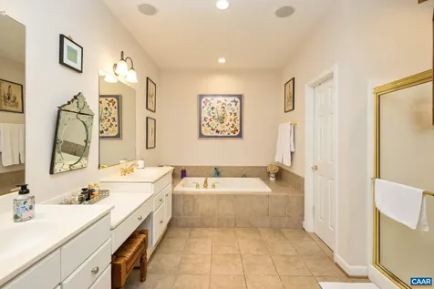 1214 Townbrook Crossing Charlottesville VA 22901