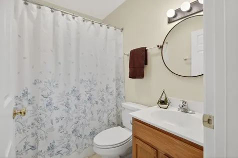 135 Alger Lane Broadway VA 22815