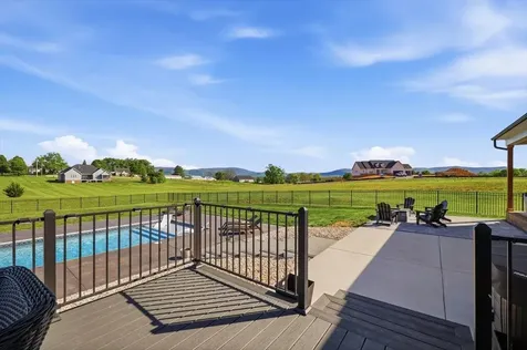 29 Sundown Drive Waynesboro VA 22980