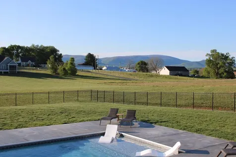 29 Sundown Drive Waynesboro VA 22980
