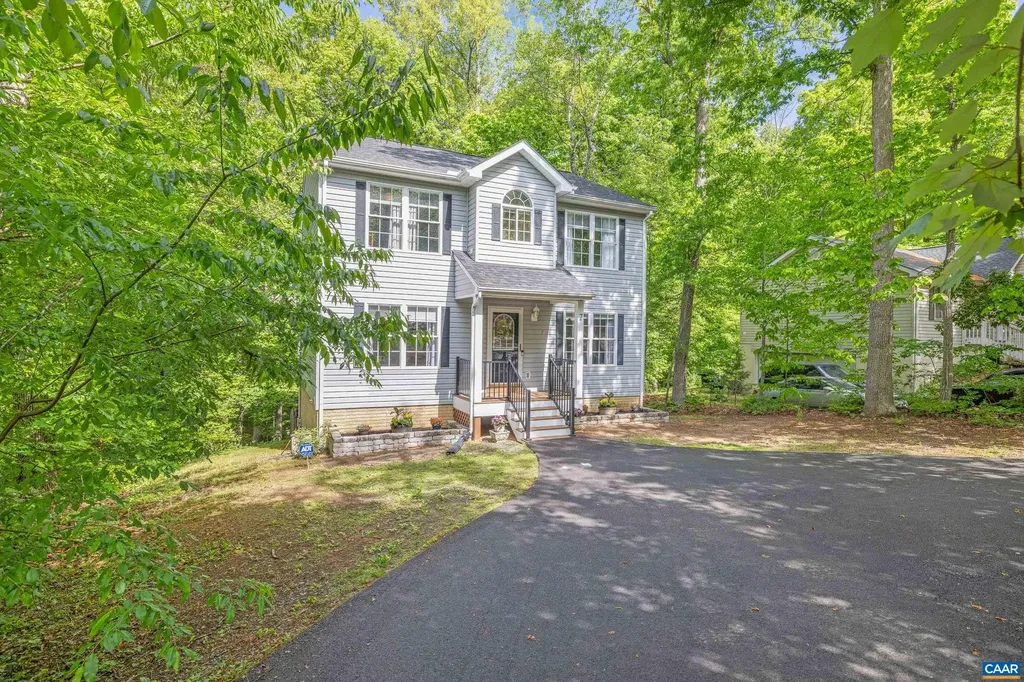 7 Ashcake Terrace Palmyra VA 22963