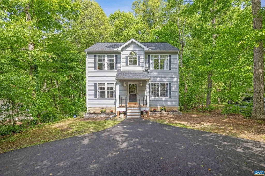 7 Ashcake Terrace Palmyra VA 22963