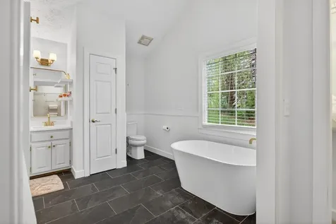 20 Dirby Way Fishersville VA 22939