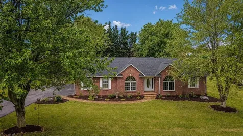 20 Dirby Way Fishersville VA 22939