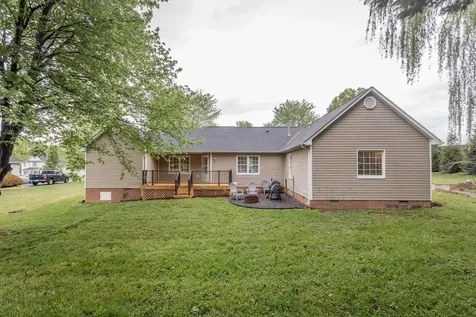 20 Dirby Way Fishersville VA 22939