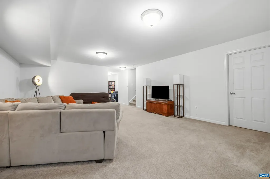 23 Appalachian Lane Zion Crossroads VA 22942